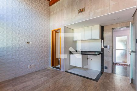 Apartamento à venda com 94m², 2 quartos e 1 vagaÁrea de Serviço