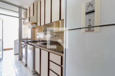 Apartamento à venda com 85m², 3 quartos e 2 vagasCozinha