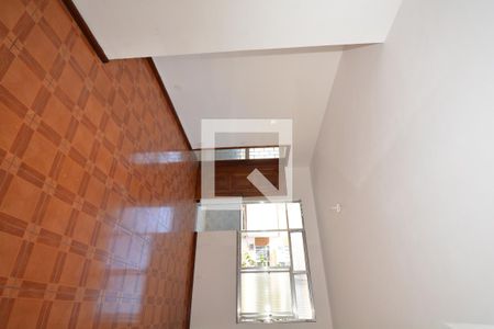 Sala de casa para alugar com 3 quartos, 222m² em Oswaldo Cruz, Rio de Janeiro