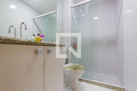 Apartamento à venda com 81m², 2 quartos e 1 vagaBanheiro Social