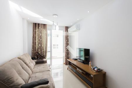 Apartamento à venda com 81m², 2 quartos e 1 vagaSala