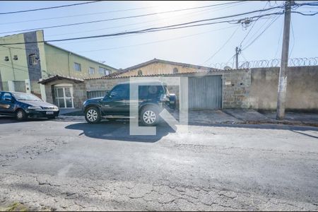 Casa à venda com 500m², 3 quartos e 5 vagasFachada