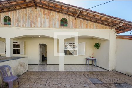 Casa à venda com 500m², 3 quartos e 5 vagasGaragem - Varanda da Sala