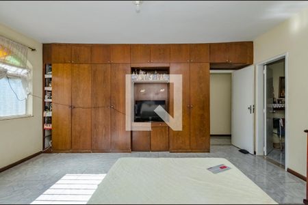 Casa à venda com 500m², 3 quartos e 5 vagasSuíte