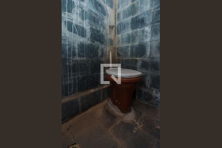 Casa à venda com 500m², 3 quartos e 5 vagasBanheiro da garagem