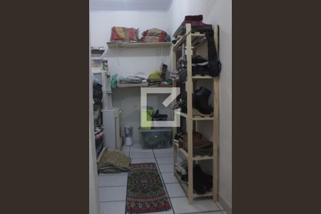 Casa à venda com 248m², 3 quartos e 6 vagasÁrea de Serviço