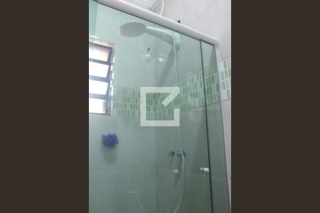 Casa à venda com 248m², 3 quartos e 6 vagasBanheiro 2