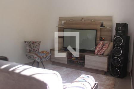 Sala de casa à venda com 3 quartos, 248m² em Jardim Sarah, São Paulo