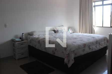 Quarto 1 de casa à venda com 3 quartos, 248m² em Jardim Sarah, São Paulo