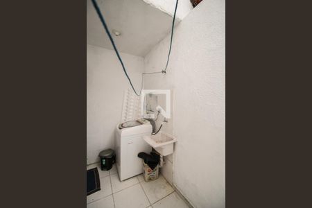 Casa de condomínio à venda com 69m², 2 quartos e 1 vaga Casa de condomínio à venda com 69m², 2 quartos e 1 vagaÁrea de Serviço