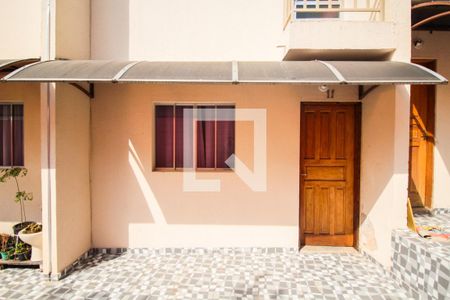 Casa de condomínio à venda com 69m², 2 quartos e 1 vaga Casa de condomínio à venda com 69m², 2 quartos e 1 vagaFachada da casa