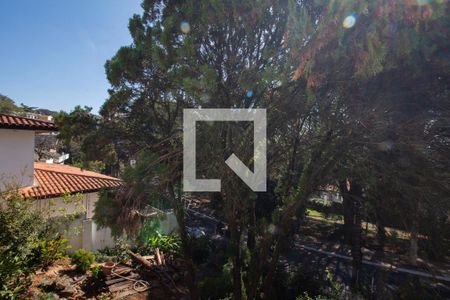 Casa à venda com 600m², 4 quartos e 5 vagas Casa à venda com 600m², 4 quartos e 5 vagasSuíte 4 - vista