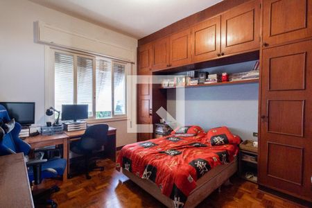 Casa à venda com 600m², 4 quartos e 5 vagas Casa à venda com 600m², 4 quartos e 5 vagasSuíte 4