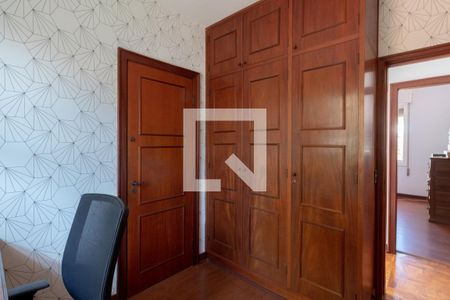 Casa à venda com 600m², 4 quartos e 5 vagas Casa à venda com 600m², 4 quartos e 5 vagasSuíte 2