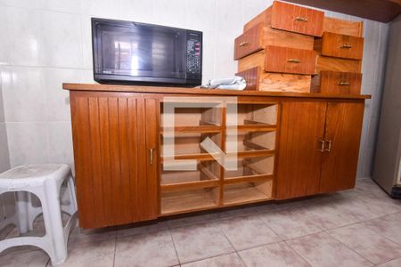 Casa para alugar com 110m², 2 quartos e 1 vaga Casa para alugar com 110m², 2 quartos e 1 vagaCozinha - Armários