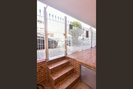 Casa para alugar com 110m², 2 quartos e 1 vaga Casa para alugar com 110m², 2 quartos e 1 vagaÁrea de Serviço