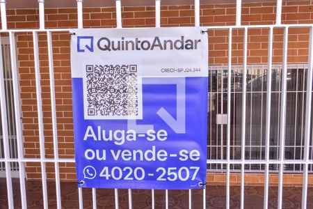 Casa para alugar com 110m², 2 quartos e 1 vaga Casa para alugar com 110m², 2 quartos e 1 vagaFachada