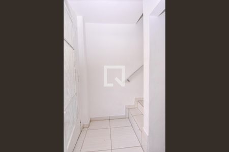 Casa para alugar com 110m², 2 quartos e 1 vaga Casa para alugar com 110m², 2 quartos e 1 vagaEntrada