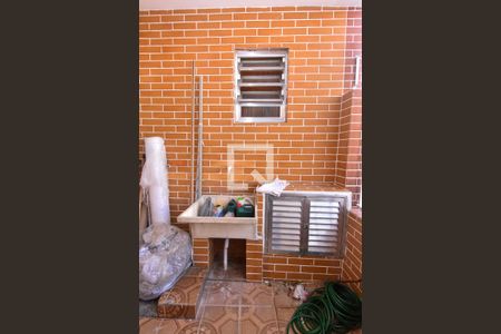 Casa para alugar com 110m², 2 quartos e 1 vaga Casa para alugar com 110m², 2 quartos e 1 vagaÁrea de Serviço