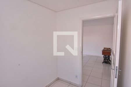 Casa para alugar com 110m², 2 quartos e 1 vaga Casa para alugar com 110m², 2 quartos e 1 vagaCloset do quarto 2
