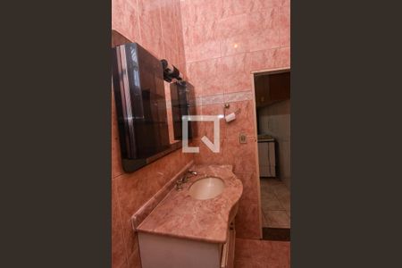 Casa para alugar com 110m², 2 quartos e 1 vaga Casa para alugar com 110m², 2 quartos e 1 vagaBanheiro 2