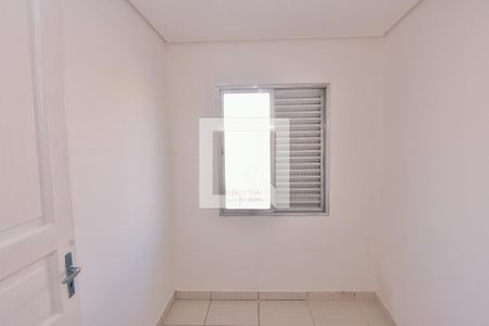 Casa para alugar com 110m², 2 quartos e 1 vaga Casa para alugar com 110m², 2 quartos e 1 vagaCloset do quarto 2