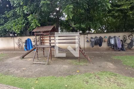Apartamento para alugar com 48m², 2 quartos e 1 vaga Apartamento para alugar com 48m², 2 quartos e 1 vagaÁrea comum - Playground
