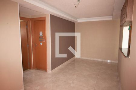 Sala de apartamento para alugar com 2 quartos, 48m² em Parada de Lucas, Rio de Janeiro