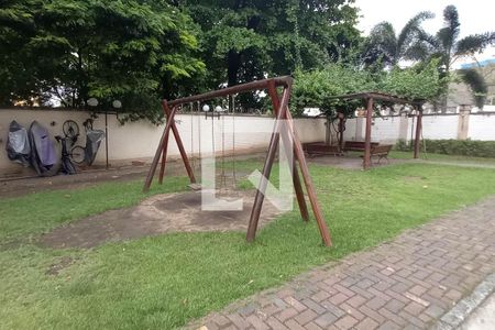 Apartamento para alugar com 48m², 2 quartos e 1 vaga Apartamento para alugar com 48m², 2 quartos e 1 vagaÁrea comum - Playground