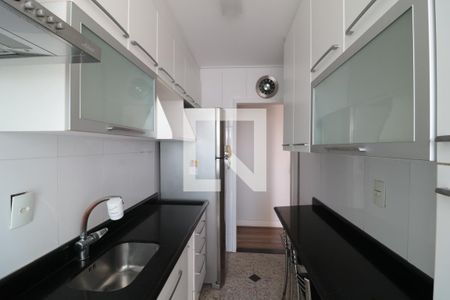 Apartamento para alugar com 72m², 3 quartos e 1 vagaCozinha 