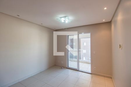 Sala de TV de apartamento à venda com 4 quartos, 105m² em Jardim Tupanci, Barueri