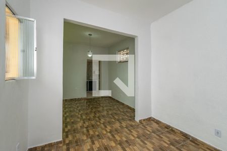 Casa de condomínio para alugar com 60m², 1 quarto e sem vagaSala