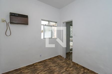 Quarto de casa de condomínio para alugar com 1 quarto, 60m² em Penha, Rio de Janeiro