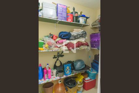 Casa à venda com 290m², 3 quartos e 4 vagasQuarto de Serviço