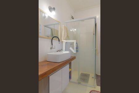 Casa à venda com 290m², 3 quartos e 4 vagasBanheiro da Suíte