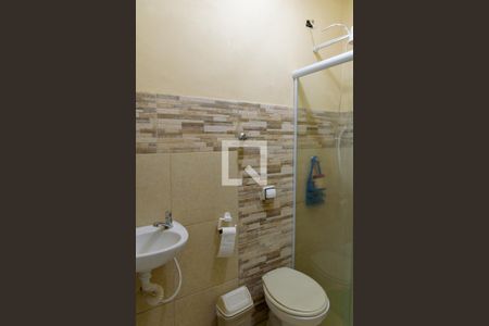 Casa à venda com 290m², 3 quartos e 4 vagasBanheiro de Serviço