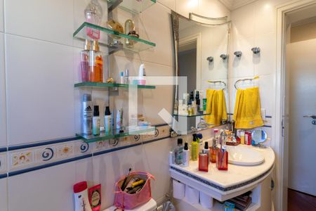 Apartamento à venda com 147m², 3 quartos e 3 vagasBanheiro da Suíte 1