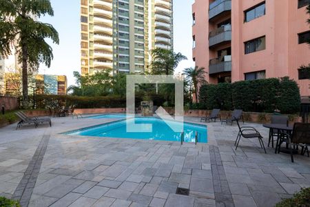 Apartamento à venda com 147m², 3 quartos e 3 vagasÁrea comum - Piscina