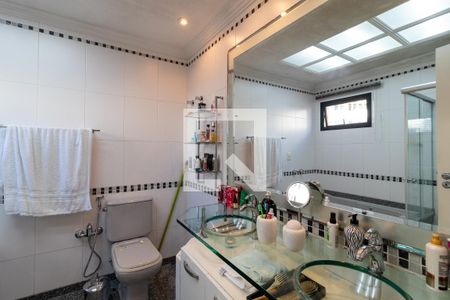 Apartamento à venda com 147m², 3 quartos e 3 vagasBanheiro da Suíte 2