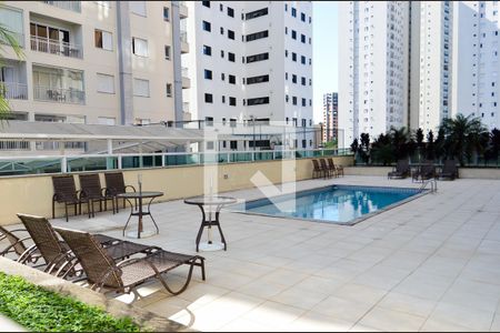 Apartamento para alugar com 110m², 3 quartos e 2 vagasÁrea comum - Piscina