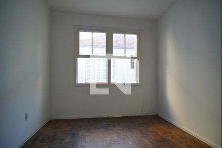 Quarto 1 de apartamento para alugar com 2 quartos, 51m² em Passo da Areia, Porto Alegre