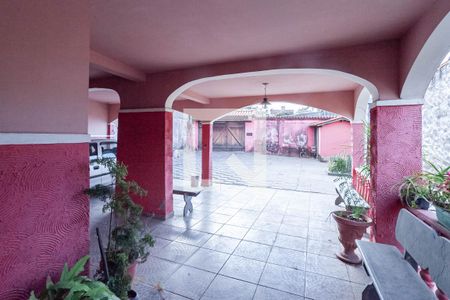 Casa para alugar com 360m², 4 quartos e 6 vagasQuintal