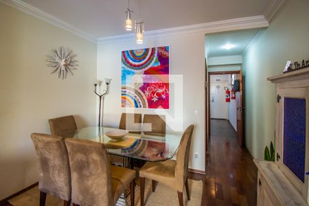 Sala de apartamento à venda com 1 quarto, 65m² em Vila Itapura, Campinas