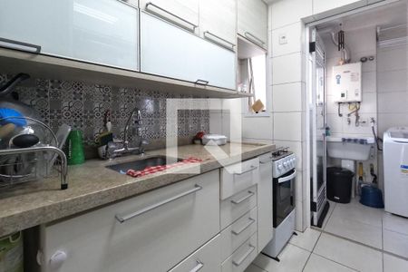 Apartamento à venda com 92m², 3 quartos e 2 vagasCozinha