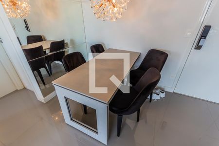 Mesa e Cadeiras de apartamento à venda com 1 quarto, 63m² em Campestre, Santo André
