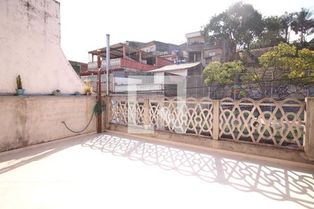 Casa à venda com 240m², 3 quartos e 2 vagasVaranda