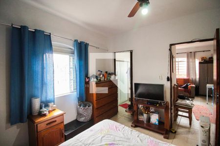 Casa à venda com 300m², 6 quartos e 2 vagasSuíte 1