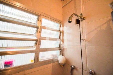 Casa à venda com 300m², 6 quartos e 2 vagasBanheiro 1