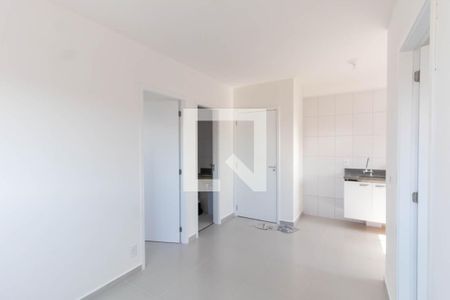 Sala de apartamento para alugar com 2 quartos, 38m² em Vila Pierina, São Paulo
