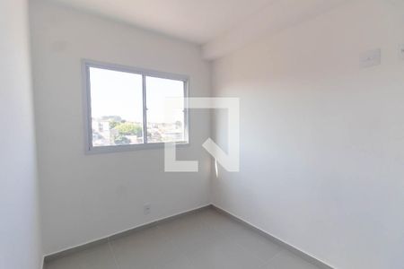 Quarto 1 de apartamento para alugar com 2 quartos, 38m² em Vila Pierina, São Paulo